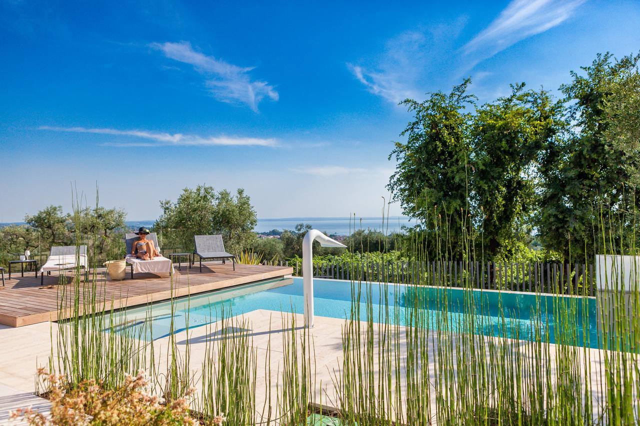 San Colombano Suites Bardolino Exteriör bild