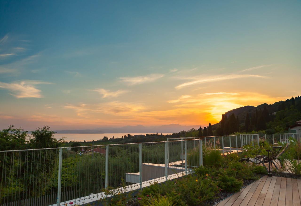 San Colombano Suites Bardolino Exteriör bild