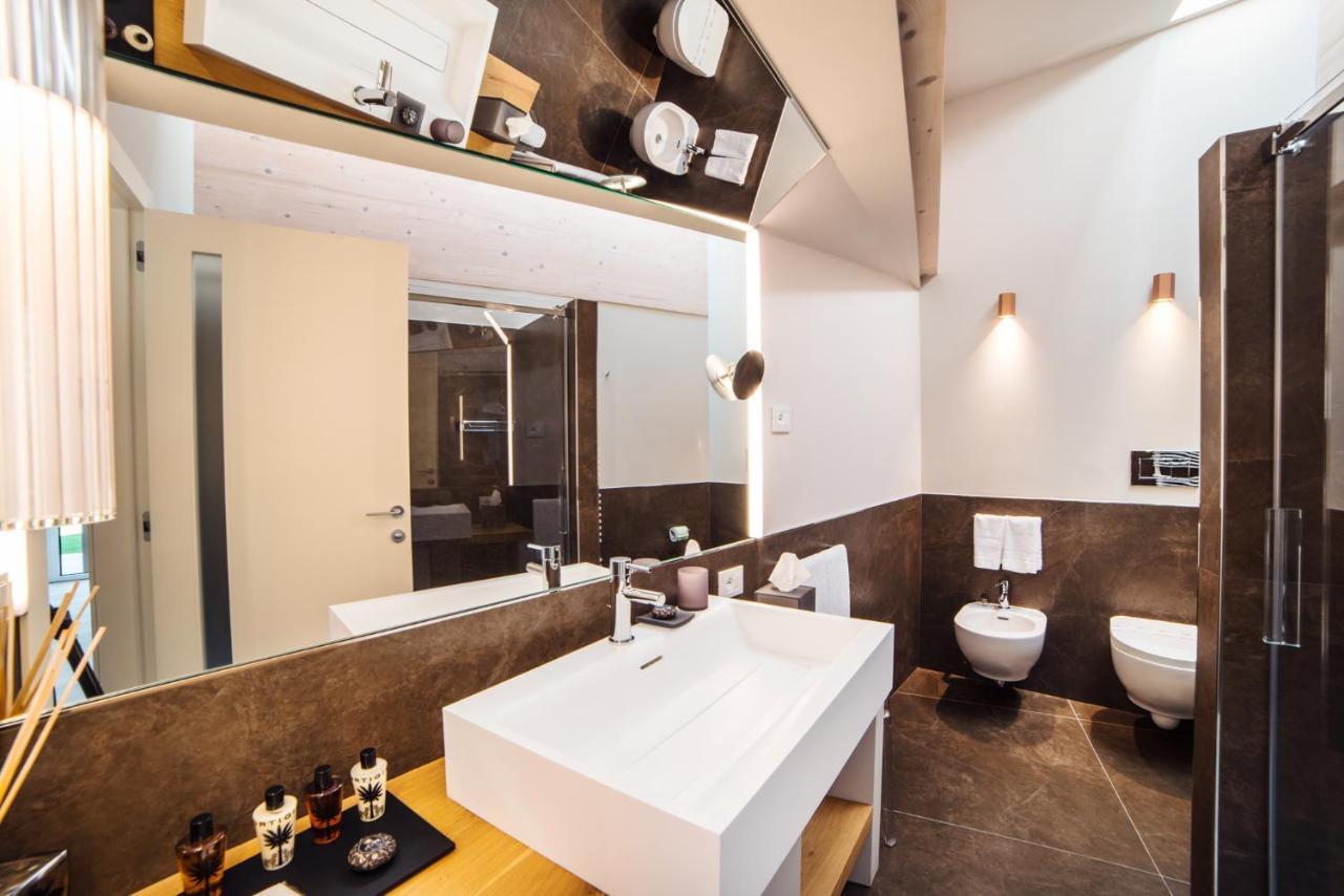 San Colombano Suites Bardolino Exteriör bild