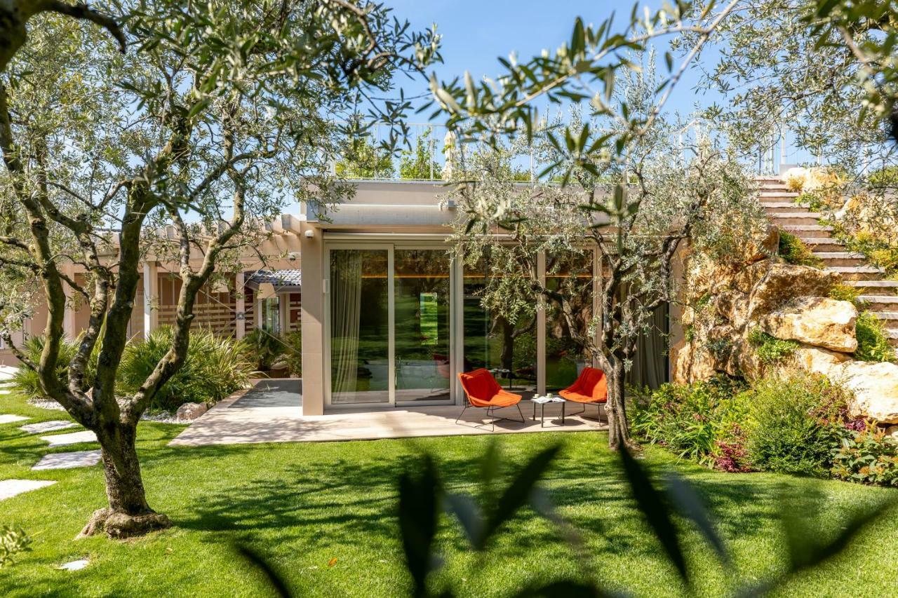 San Colombano Suites Bardolino Exteriör bild
